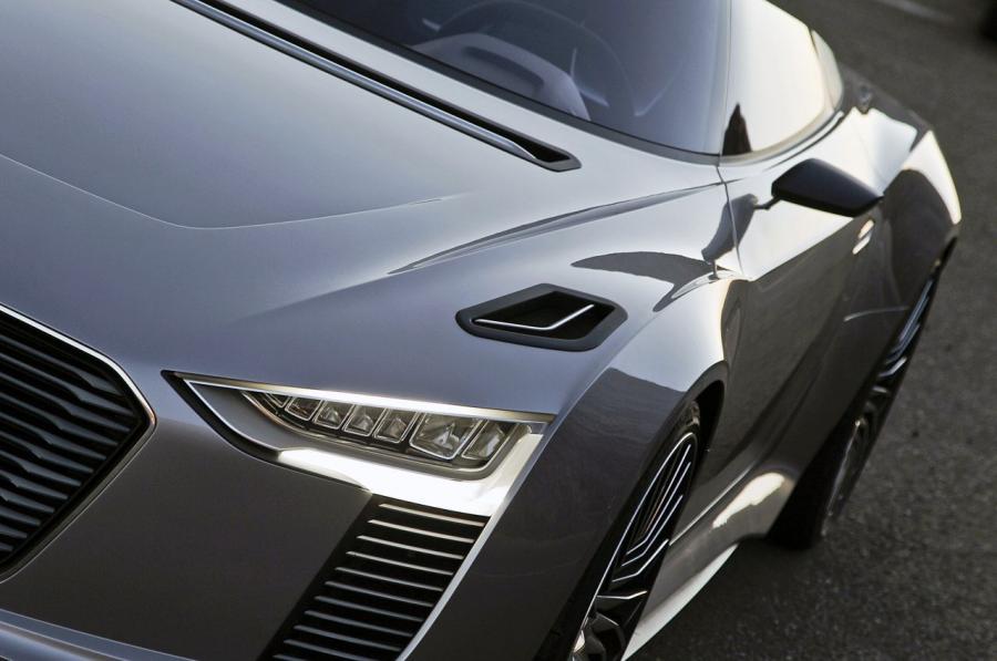 Детали экстерьера Audi e-Tron Spyder Concept 2010 года  (фото 78 из 105)